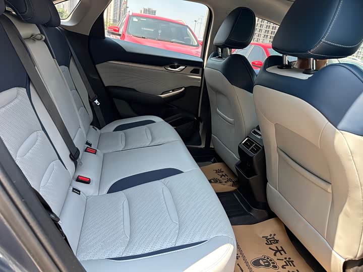 Фото 20 - Geely Preface