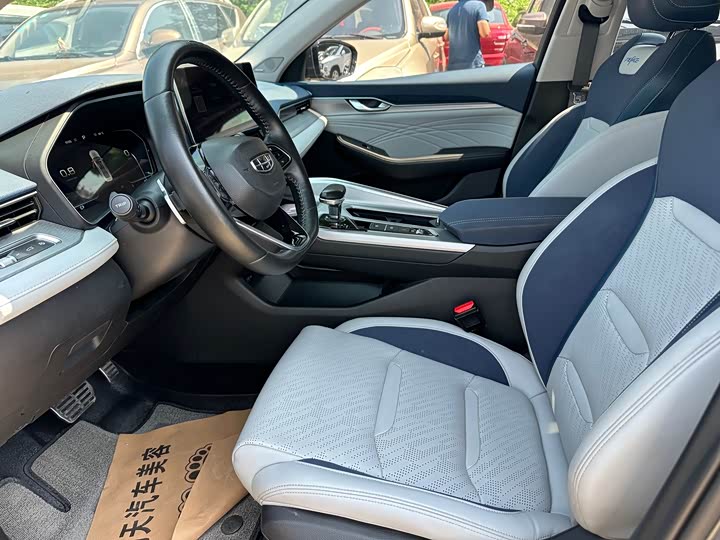 Фото 5 - Geely Preface