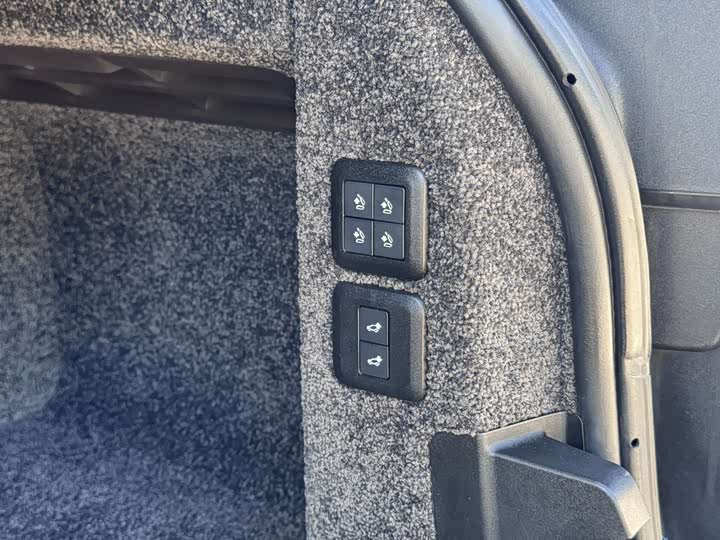 Фото 22 - Land Rover Range Rover