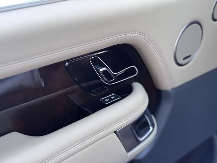 Фото 25 - Land Rover Range Rover