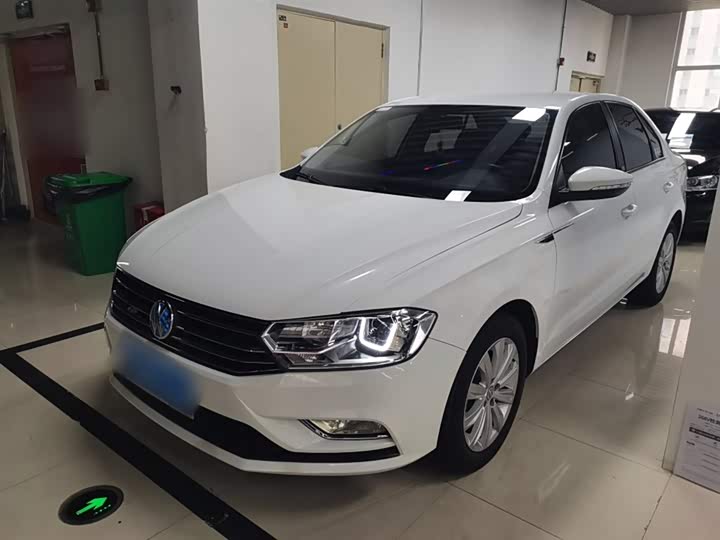 Фото 2 - Volkswagen Bora