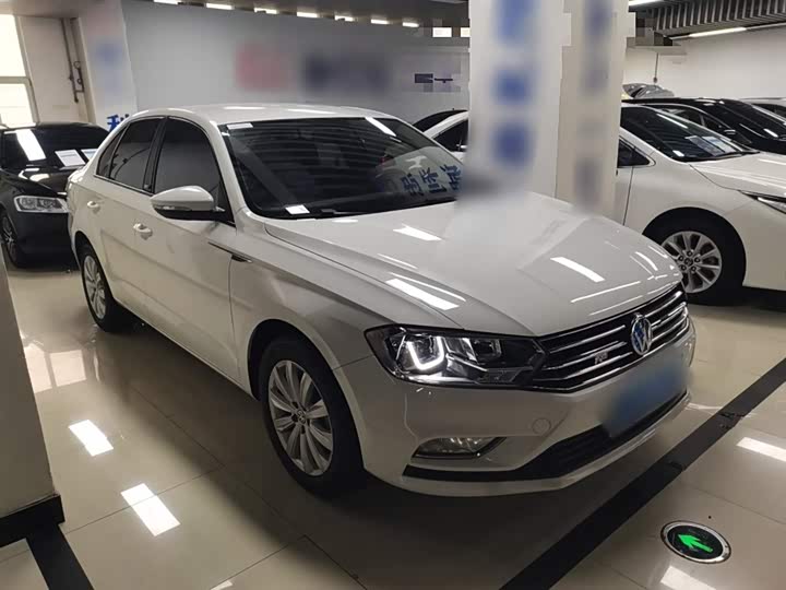 Фото 4 - Volkswagen Bora