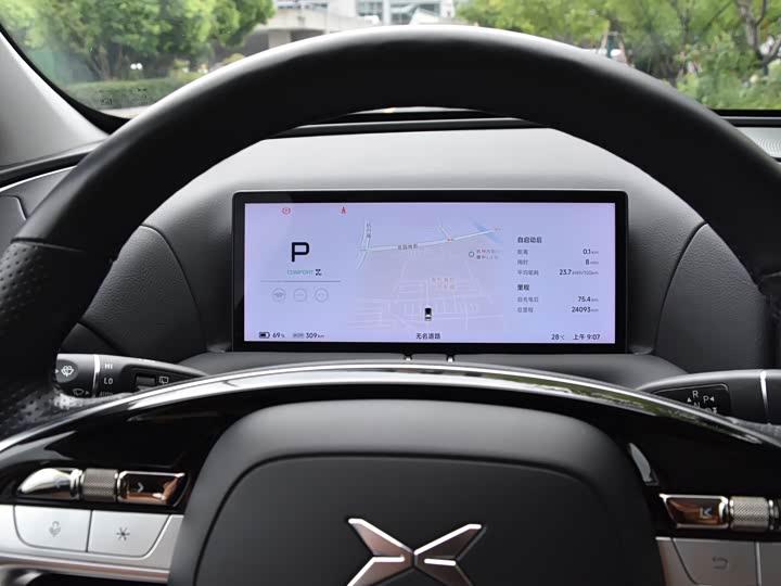 Фото 18 - XPeng G9