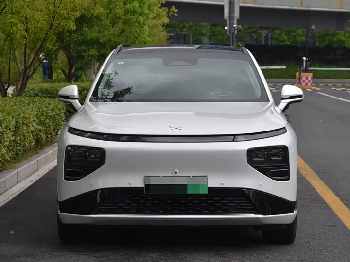 Фото 4 - XPeng G9