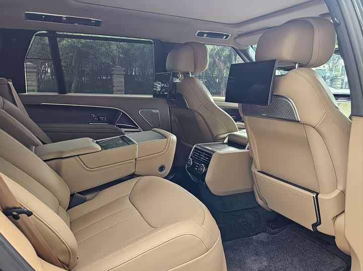 Фото 11 - Land Rover Range Rover