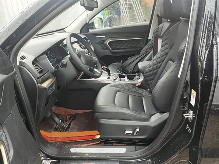 Фото 8 - Haval H6