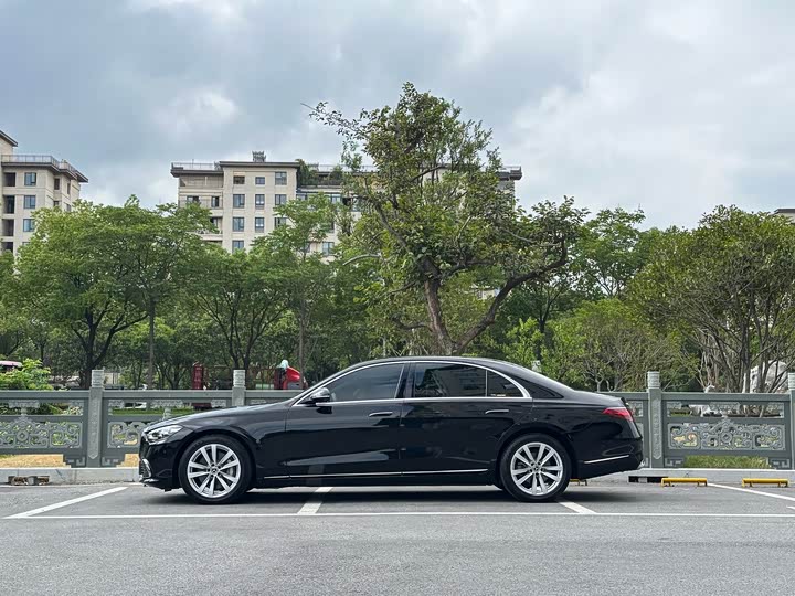 Фото 3 - Mercedes-Benz S-Class