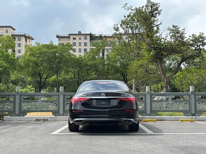 Фото 5 - Mercedes-Benz S-Class