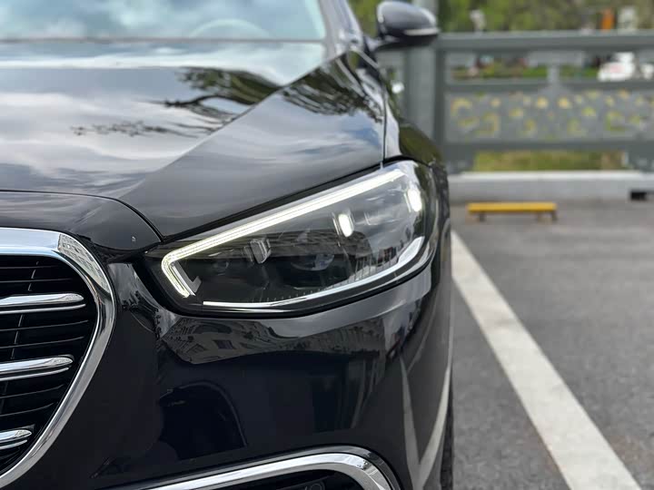 Фото 6 - Mercedes-Benz S-Class