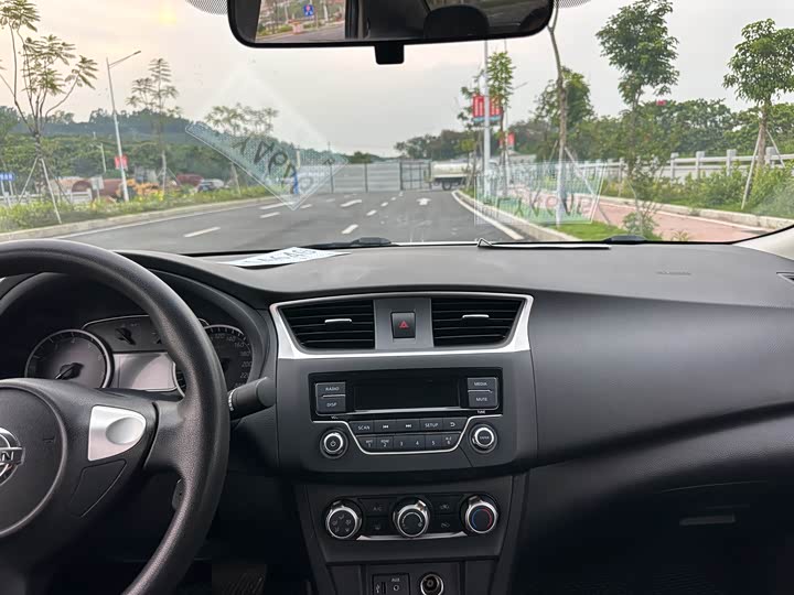 Фото 14 - Nissan Sylphy