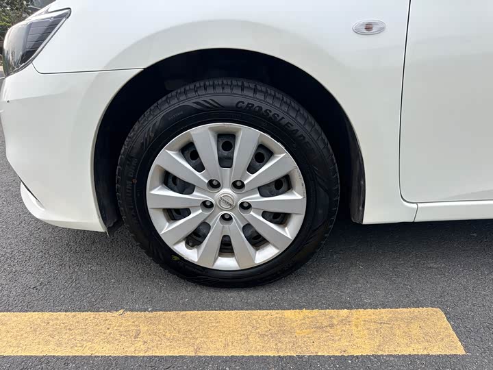 Фото 19 - Nissan Sylphy