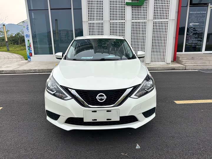 Фото 21 - Nissan Sylphy