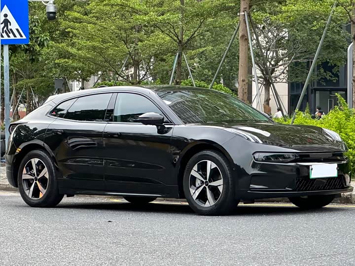 Фото 5 - Zeekr 001