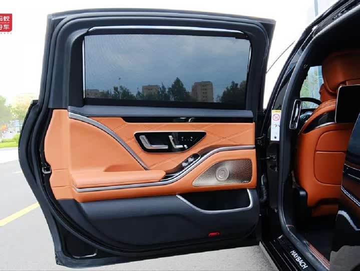 Фото 20 - Mercedes-Benz Maybach S-Class