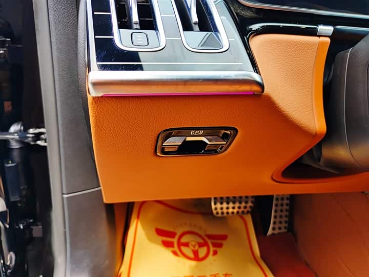 Фото 8 - Mercedes-Benz S-Class