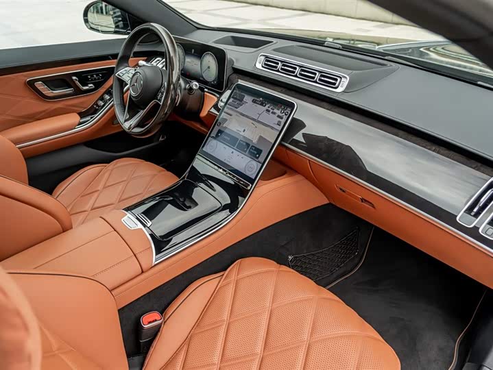 Фото 13 - Mercedes-Benz Maybach S-Class