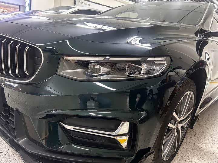 Фото 11 - Geely Preface