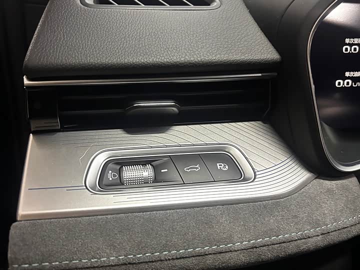 Фото 15 - Geely Preface