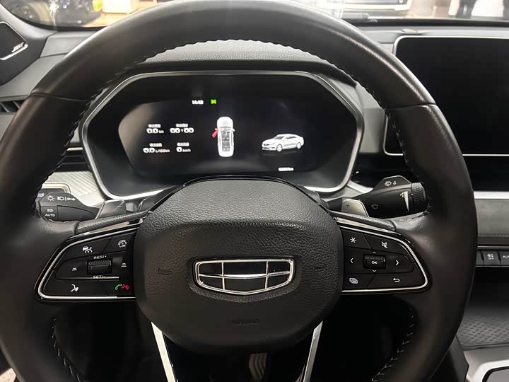 Фото 16 - Geely Preface