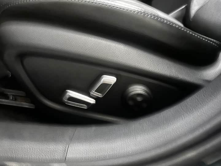 Фото 21 - Geely Preface