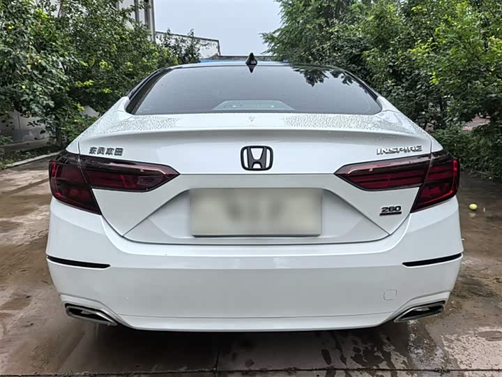 Фото 10 - Honda Inspire