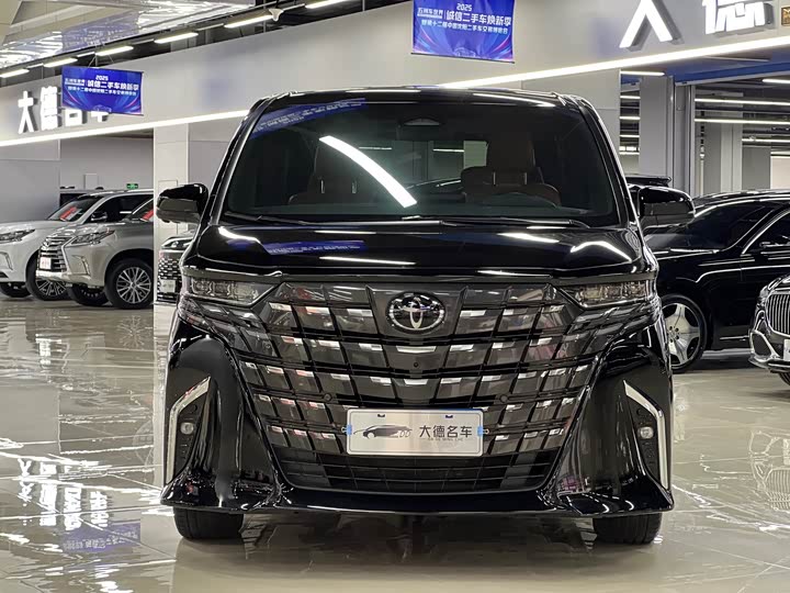 Фото 2 - Toyota Alphard