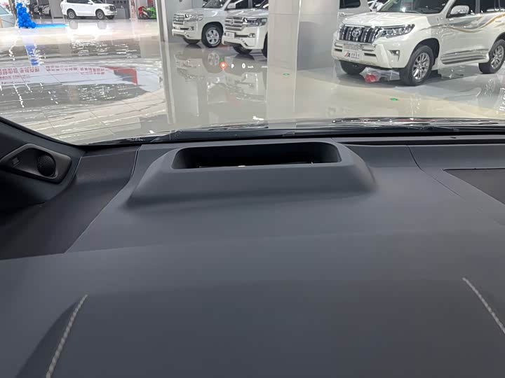 Фото 21 - Toyota Alphard