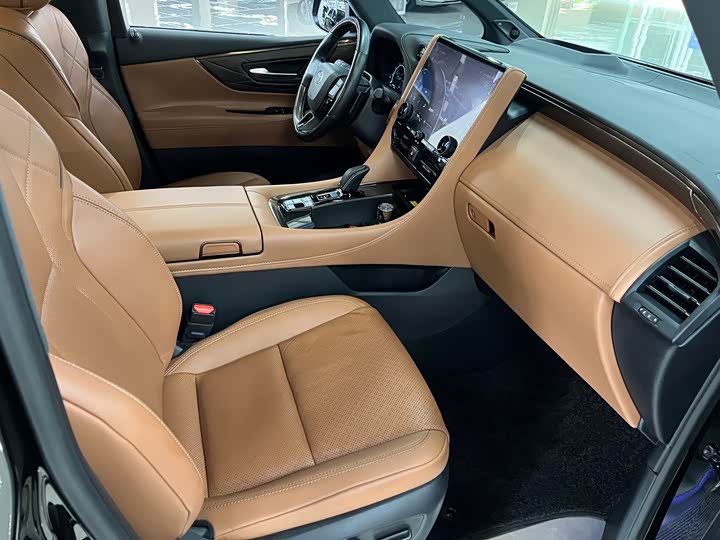 Фото 23 - Toyota Alphard