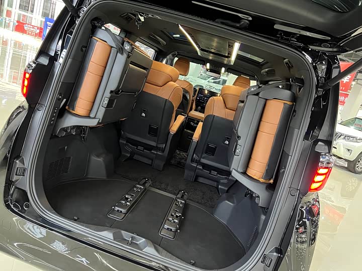 Фото 7 - Toyota Alphard