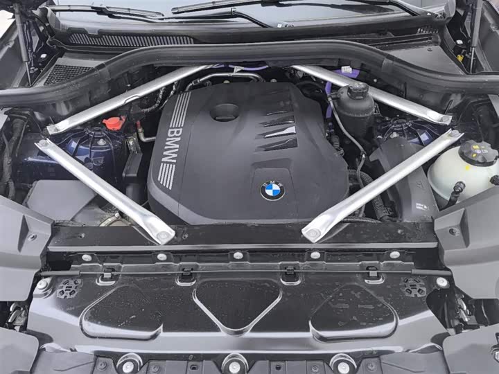 Фото 17 - BMW X5