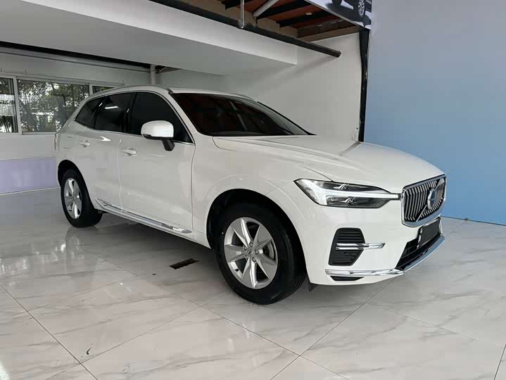 Фото 3 - Volvo XC60