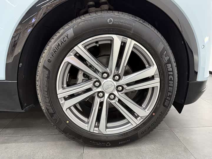 Фото 6 - Cadillac Lyriq