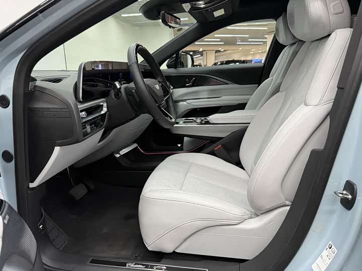 Фото 9 - Cadillac Lyriq