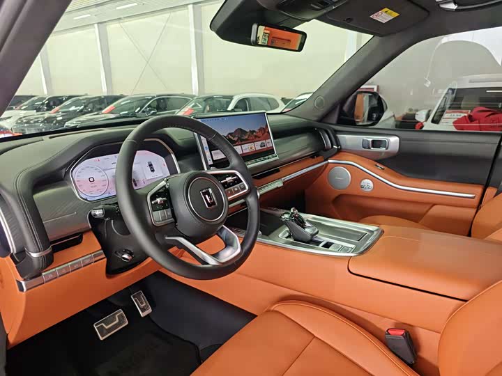 Фото 8 - Tank 700 Hybrid