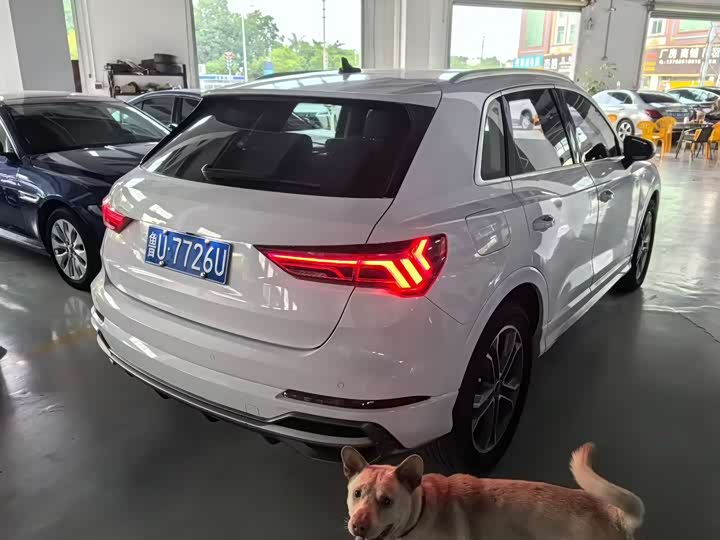 Фото 3 - Audi Q3