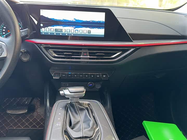 Фото 21 - Changan Oshan X5