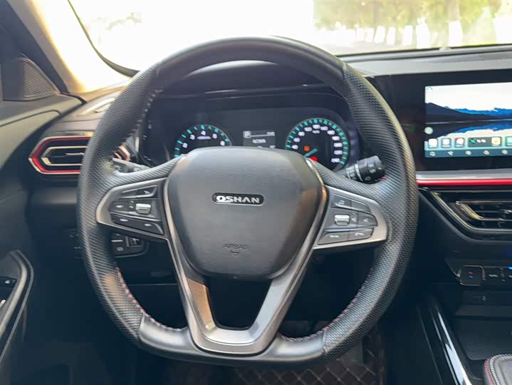 Фото 4 - Changan Oshan X5