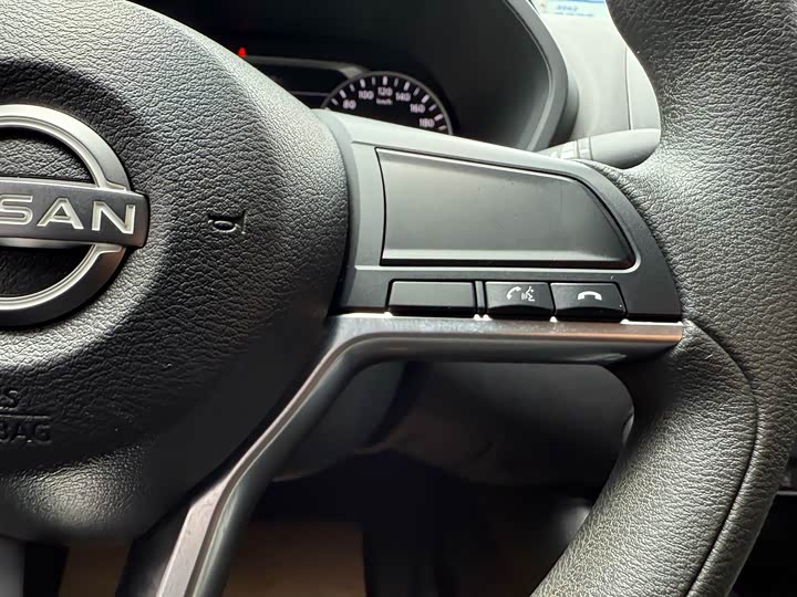 Фото 10 - Nissan Sylphy