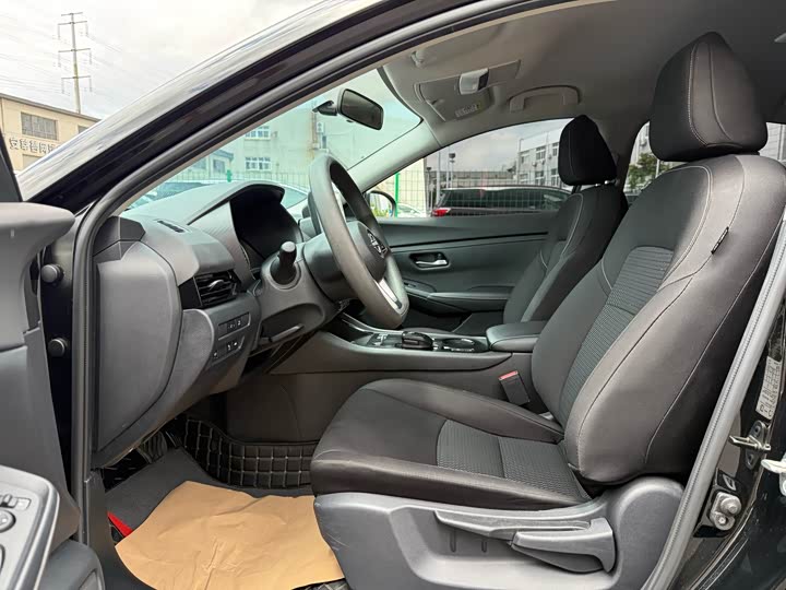 Фото 13 - Nissan Sylphy