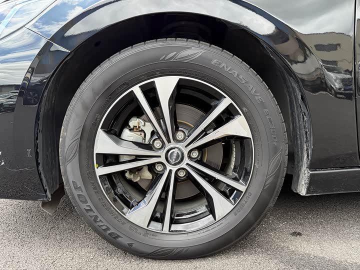 Фото 18 - Nissan Sylphy