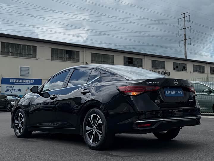 Фото 20 - Nissan Sylphy