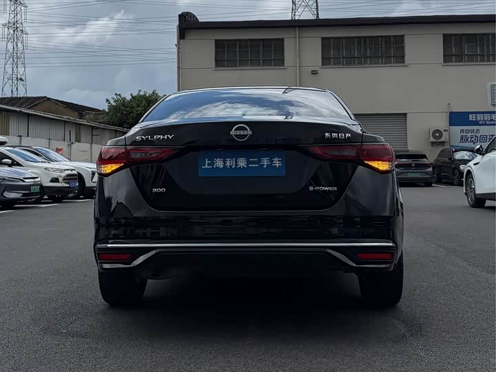 Фото 23 - Nissan Sylphy