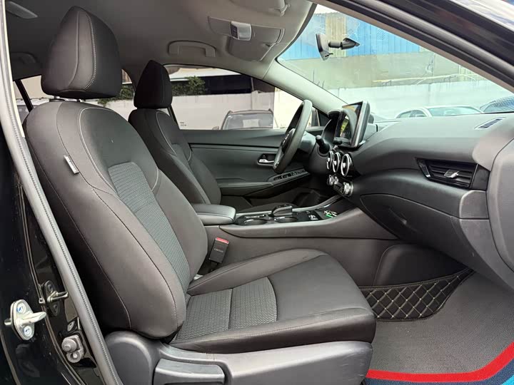 Фото 29 - Nissan Sylphy