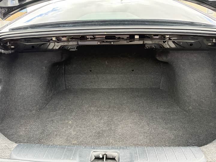 Фото 35 - Nissan Sylphy