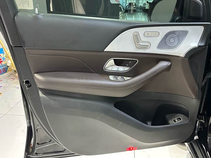 Фото 11 - Mercedes-Benz GLE-Class