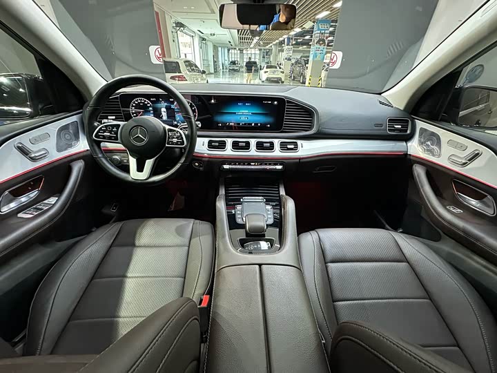 Фото 17 - Mercedes-Benz GLE-Class