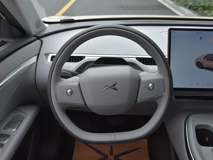 Фото 16 - XPeng Mona M03