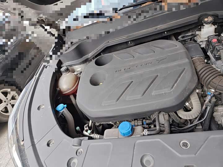 Фото 13 - Changan Oshan Z6