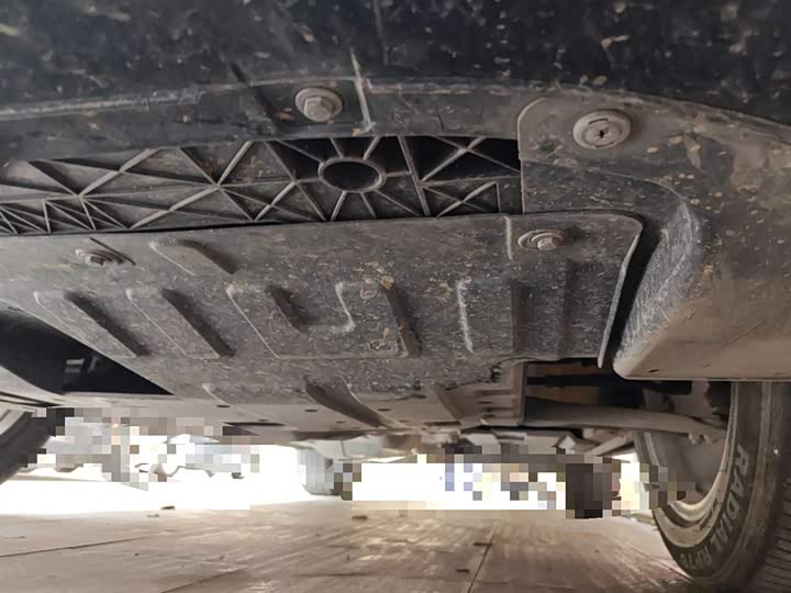 Фото 15 - Changan Oshan Z6