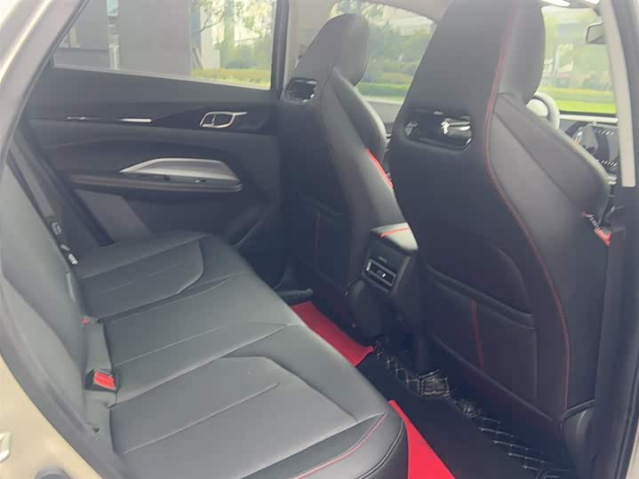 Фото 5 - Changan Oshan Z6